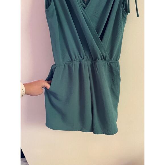 Gilli Faux Wrap Romper Ruched Sleeve Textured Fabric Teal - Picture 6 of 8